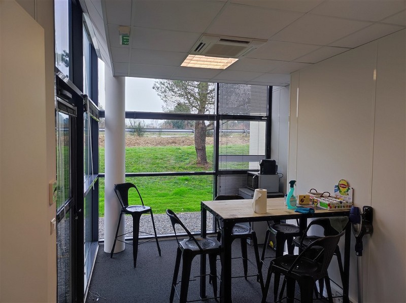 Bureaux à vendre - 158.0 m2 - 44 - Loire-Atlantique