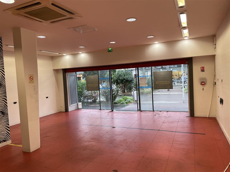 Agrandir la photo Tous commerces à vendre - 77.0 m2 - 44 - Loire-Atlantique